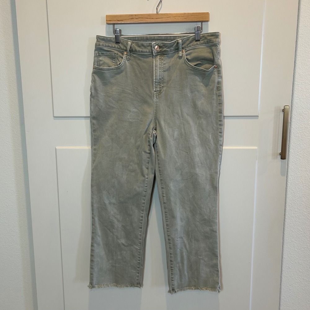 CHICOS High Rise Straight Leg Ankle Jeans Olive Green Women‎ Size 12P 28